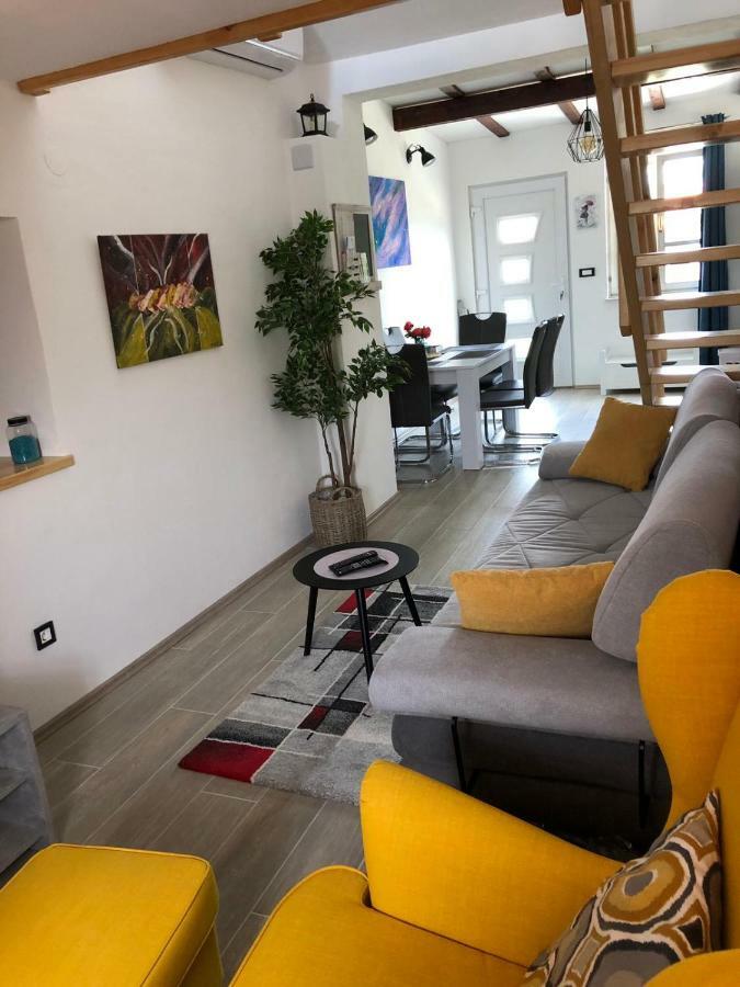 Studio Apartman Braco 리시카 외부 사진
